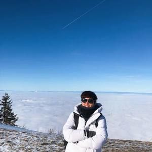 Meet your Posher, Chris